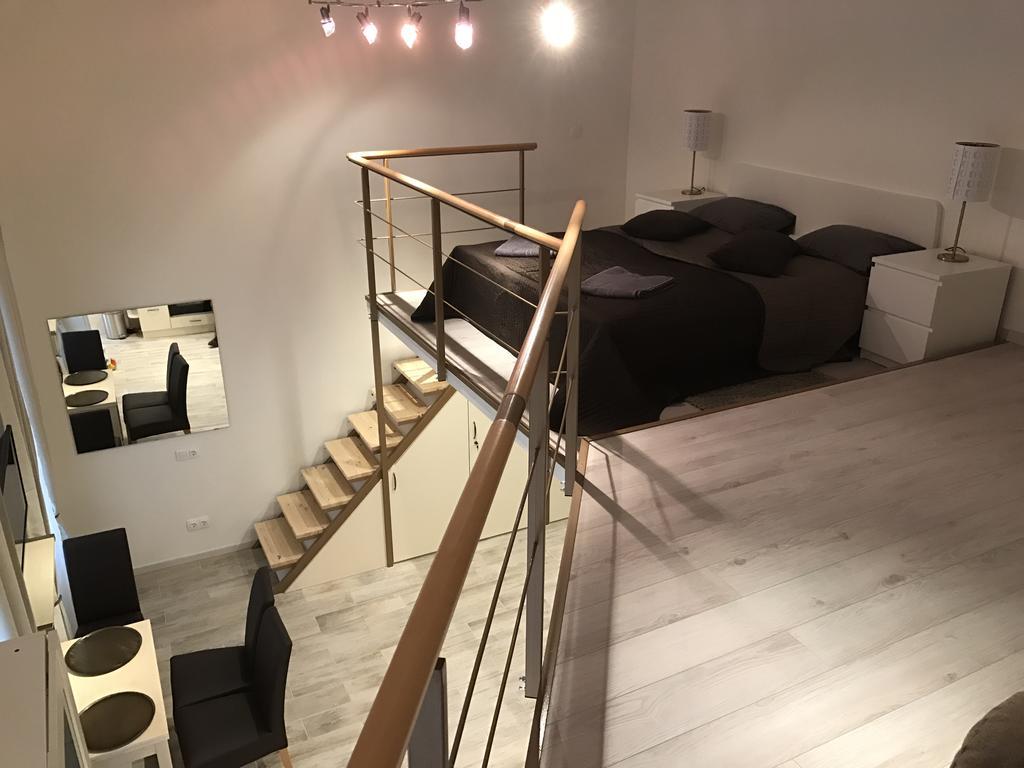 Goldcentral Apartment Gozsdu Boedapest Buitenkant foto