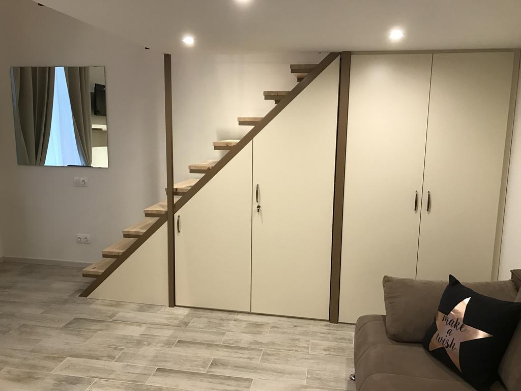 Goldcentral Apartment Gozsdu Boedapest Buitenkant foto